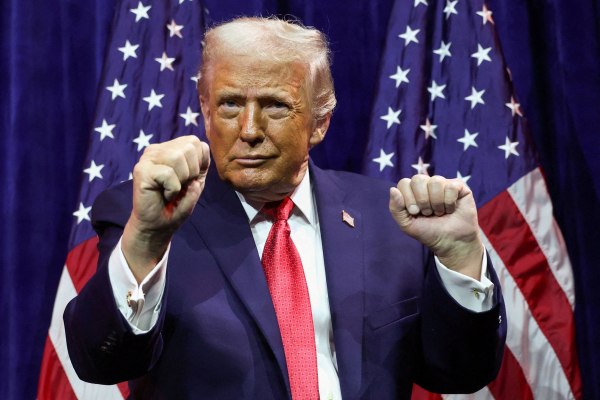 Reuters: Ο Τραμπ δίνει στους Γροιλανδούς λεφτά για να αποσχισθούν από τη Δανία