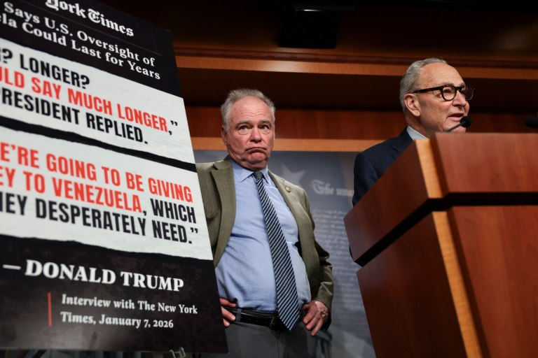 ΗΠΑ: Η Γερουσία ενέκρινε ψήφισμα που περιορίζει την εξουσία του Τραμπ να εξαπολύσει νέα επίθεση στη Βενεζουέλα