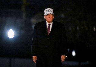 «Η βοήθεια είναι στο δρόμο» – Ο Τραμπ καλεί τους Ιρανούς να συνεχίσουν τις διαδηλώσεις