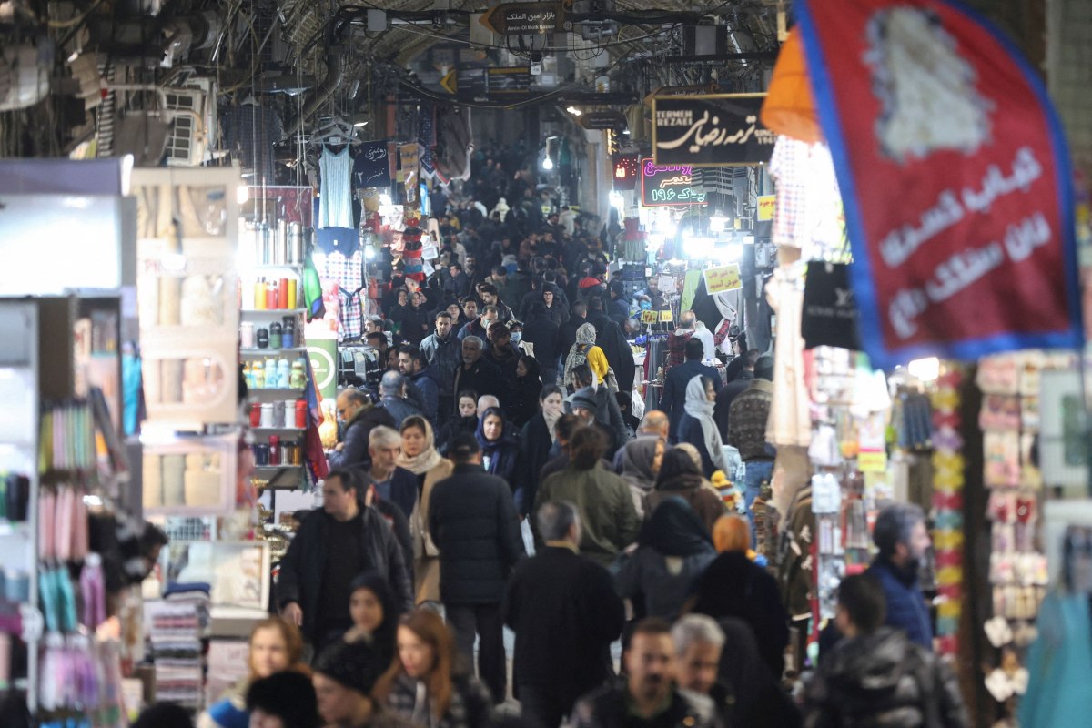 Ιράν: Δεν υπάρχει εύκολος δρόμος για τη «νίκη» του Τραμπ – «Δεν μπορεί να γίνει επανάληψη της Βενεζουέλας»