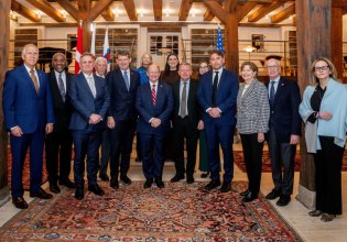 «Η Γροιλανδία είναι σύμμαχος, όχι περιουσιακό στοιχείο», δηλώνει Ρεπουμπλικανή γερουσιαστής των ΗΠΑ