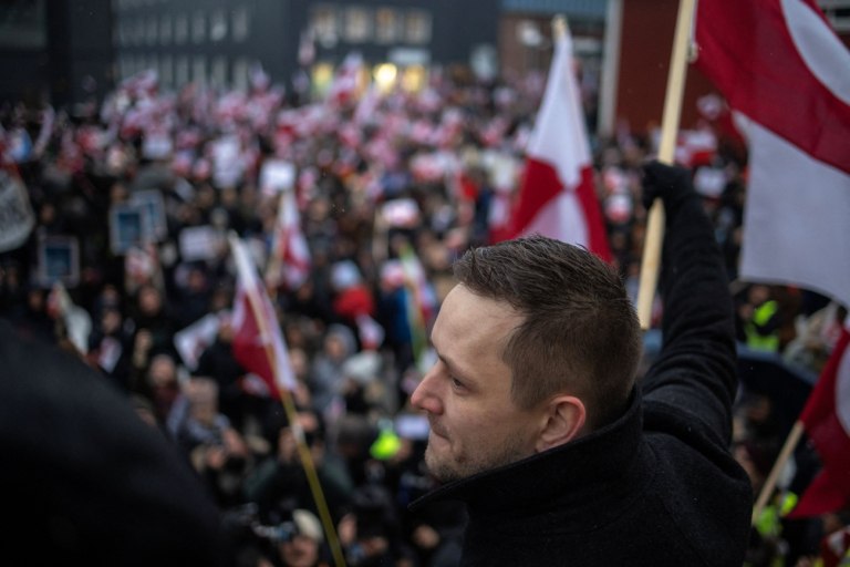 Δαβίδ vs Γολιάθ – Ο νεότερος πρωθυπουργός στη Γροιλανδία απέναντι στον αναθεωρητισμό του Τραμπ