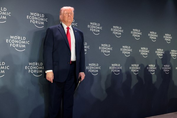 Γαλλία: Το 84% των Γάλλων θεωρούν ότι ο Ντόναλντ Τραμπ είναι επικίνδυνος για την παγκόσμια ειρήνη