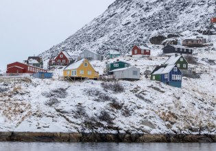 Γροιλανδία κατά Τραμπ: Μην αγγίζετε τα ορυκτά μας