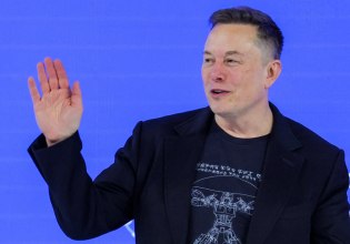 Mασκ: Ντεμπούτο στο Νταβός υποσχόμενος ρομπότ για όλους