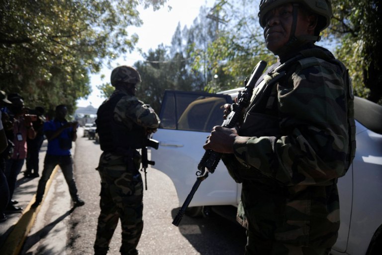 Οι ΗΠΑ ανακοινώνουν κυρώσεις σε αξιωματούχους στην Αϊτή που κατηγορούν ότι βοηθούν συμμορίες