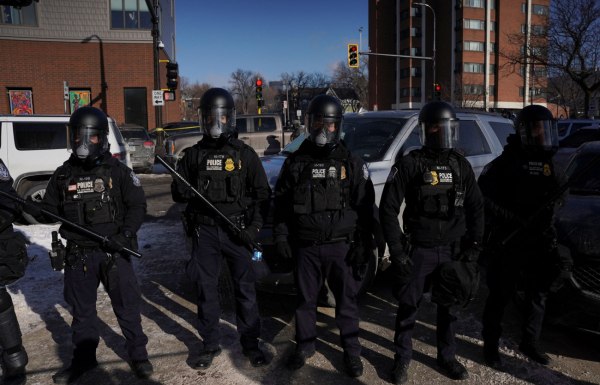 Οι ΗΠΑ στέλνουν την ICE στους Χειμερινούς Ολυμπιακούς – Οργή στην Ιταλία για την εμπλοκή σε θέματα ασφαλείας