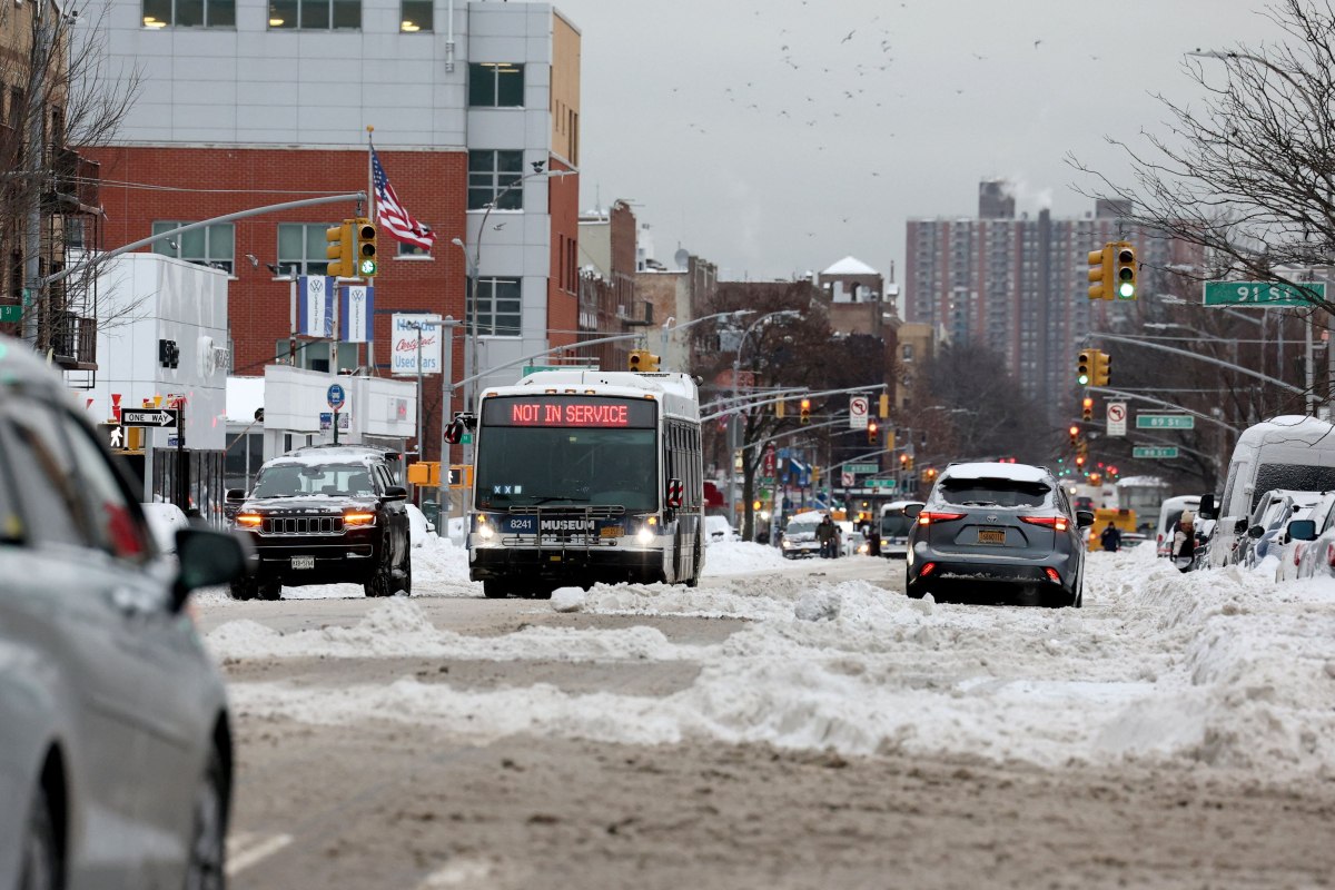 ΗΠΑ: Τουλάχιστον 17 νεκροί από τη χιονοκαταιγίδα – Επικίνδυνος παγετός και θερμοκρασίες υπό το μηδέν