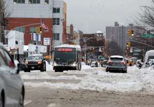 ΗΠΑ: Τουλάχιστον 17 νεκροί από τη χιονοκαταιγίδα – Επικίνδυνος παγετός και θερμοκρασίες υπό το μηδέν