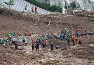 Ινδονησία: Στους 34 οι νεκροί από την κατολίσθηση στην Ιάβα – Δεκάδες αγνοούμενοι
