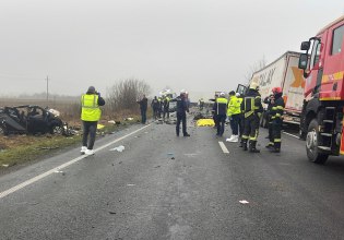 Τροχαίο στη Ρουμανία: «Μπλόκαρε το τιμόνι κατά την προσπέραση» λέει γιατρός που μίλησε με επιζώντα