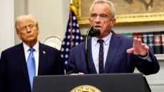 O Ρόμπερτ Κένεντι ξαναχτύπησε – Διόρισε «ψεκασμένους» σε επιτροπή για τον αυτισμό