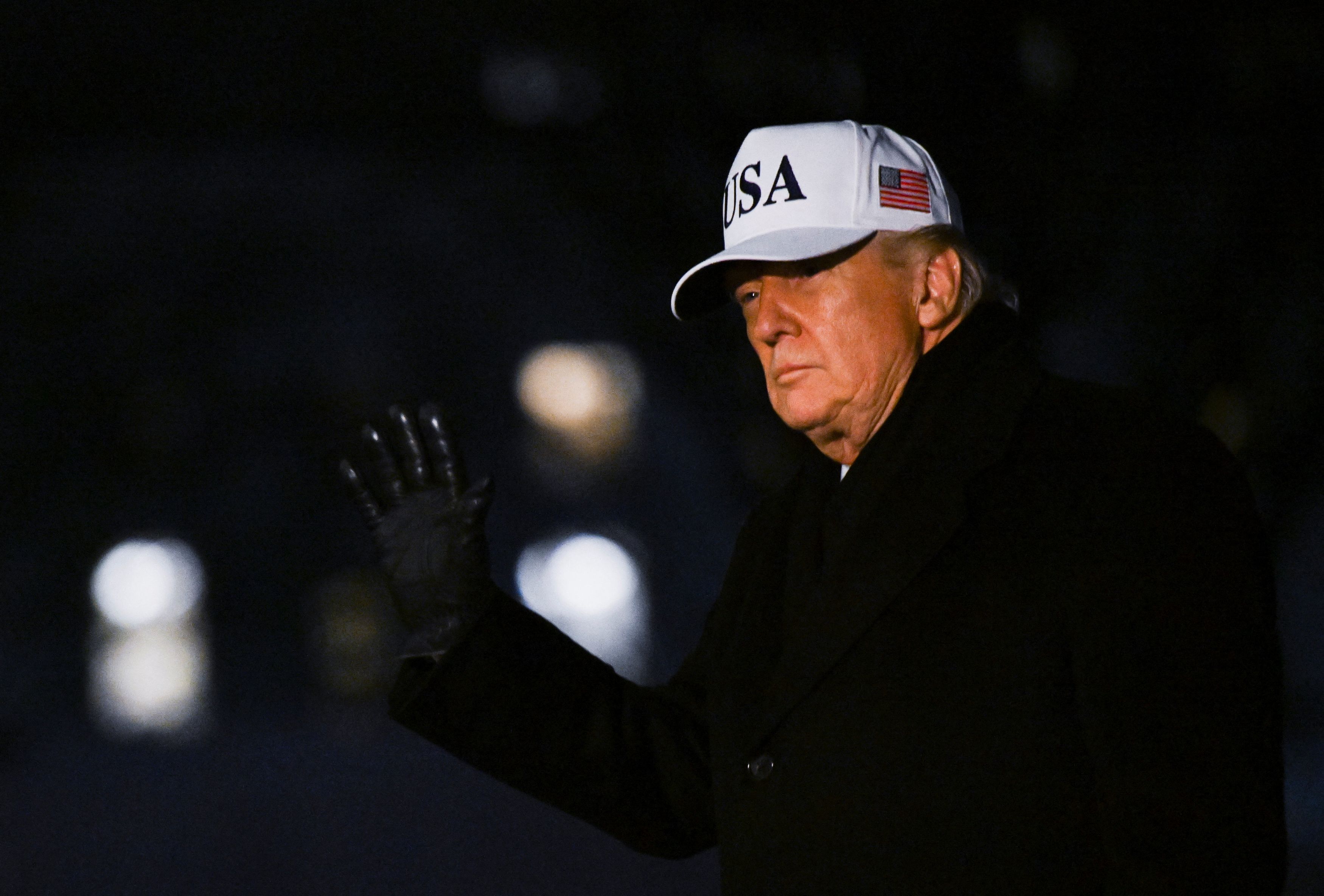 Τραμπ: Μεγάλη αμερικανική «αρμάδα» κινείται προς το Ιράν