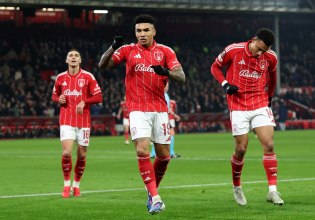 Νότιγχαμ Φόρεστ – Φερεντσβάρος 4-0: «Περίπατος» και πρόκριση των reds στα playoffs του Europa League (vids)