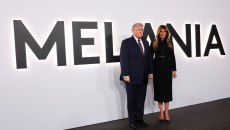 Melania: Η Amazon ξόδεψε 75 εκατ. δολάρια για να κάνει την τέλεια προπαγάνδα – Έκανε μια άθλια ταινία
