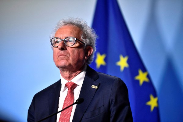 ΕΕ: Εξετάζεται η αξιοποίηση του ESM για την ενίσχυση της ευρωπαϊκής άμυνας