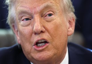 Τραμπ: Αρμάδα μεγαλύτερη από της Βενεζουέλας κατευθύνεται στο Ιράν