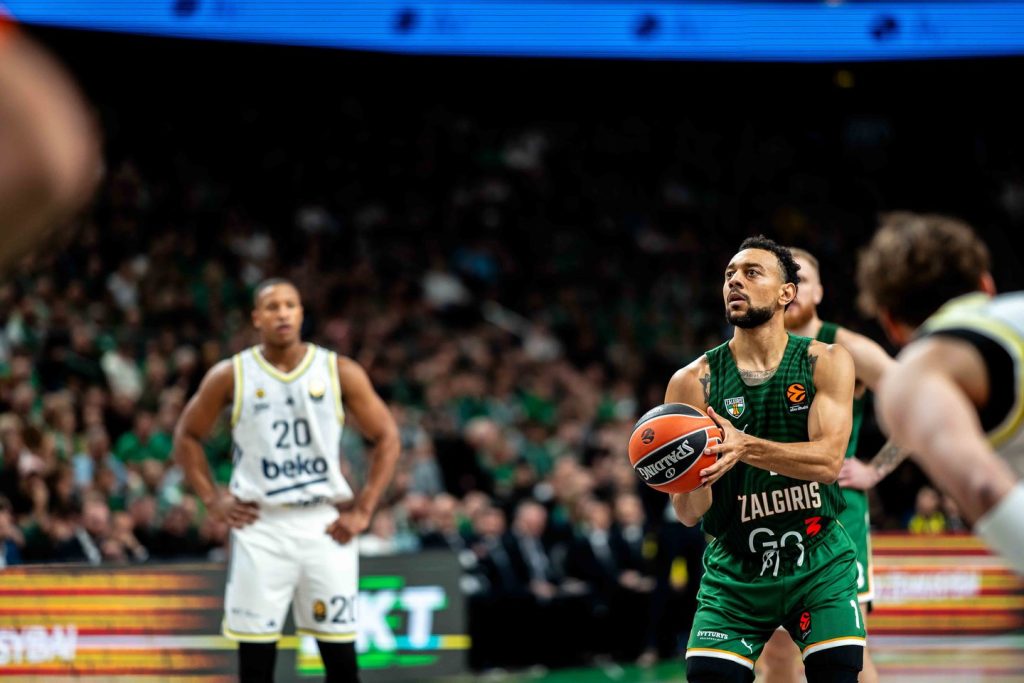 Ανησυχία στη Ζάλγκιρις: Ενοχλήσεις για τον Νάιτζελ Γουίλιαμς-Γκος