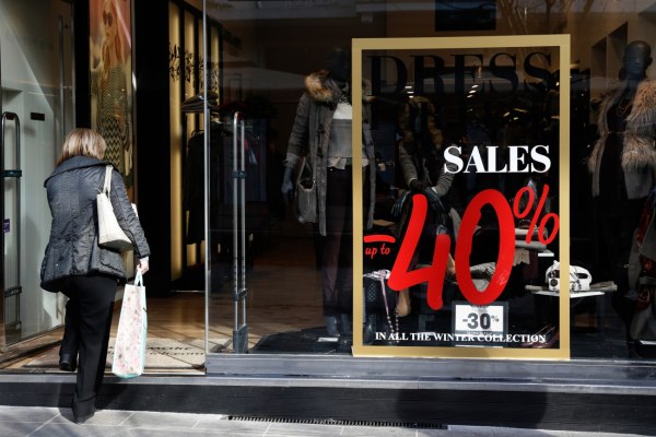 Ανοιχτά τα μαγαζιά σήμερα, δεύτερη Κυριακή των χειμερινών εκπτώσεων – Τι ισχύει για σούπερ μάρκετ