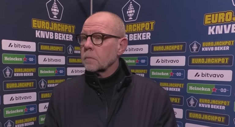 «Πάμε με καλή ψυχολογία»: Τι είπε ο προπονητής του Άγιαξ για τον «τελικό» με τον Ολυμπιακό