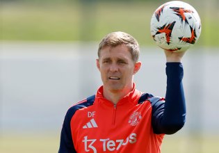 Ο Σερ Άλεξ Φέργκιουσον έδωσε τις… ευλογίες του στον Φλέτσερ για να αναλάβει τη Μάντσεστερ Γιουνάιτεντ