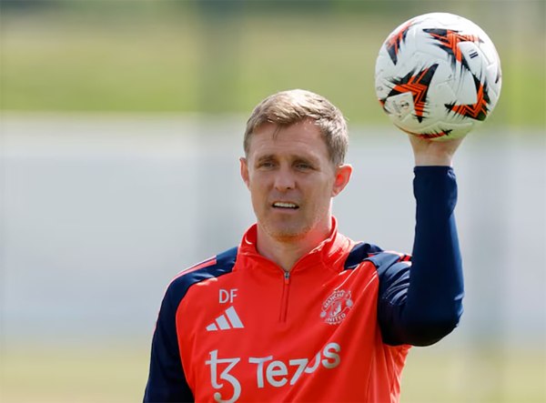 Ο Σερ Άλεξ Φέργκιουσον έδωσε τις… ευλογίες του στον Φλέτσερ για να αναλάβει τη Μάντσεστερ Γιουνάιτεντ