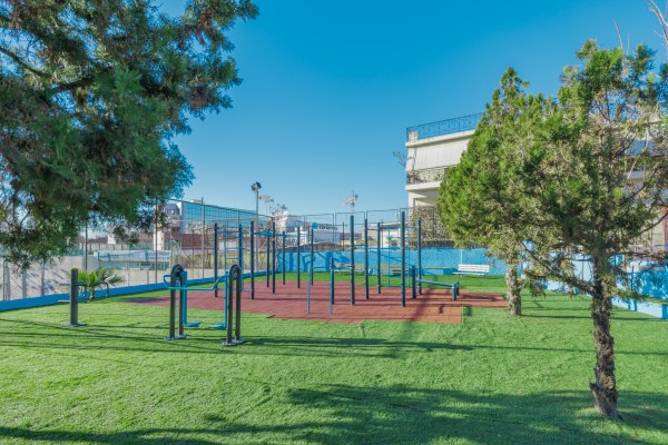 Νέος σύγχρονος χώρος υπαίθριας άθλησης στο πάρκο Δηλαβέρη από τον Δήμο Πειραιά