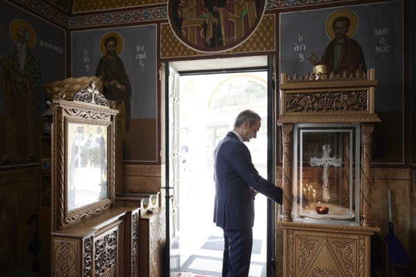 Μητσοτάκης: Έμφαση στην «ενίσχυση της άμυνας» της χώρας στο μήνυμα για τα Θεοφάνεια