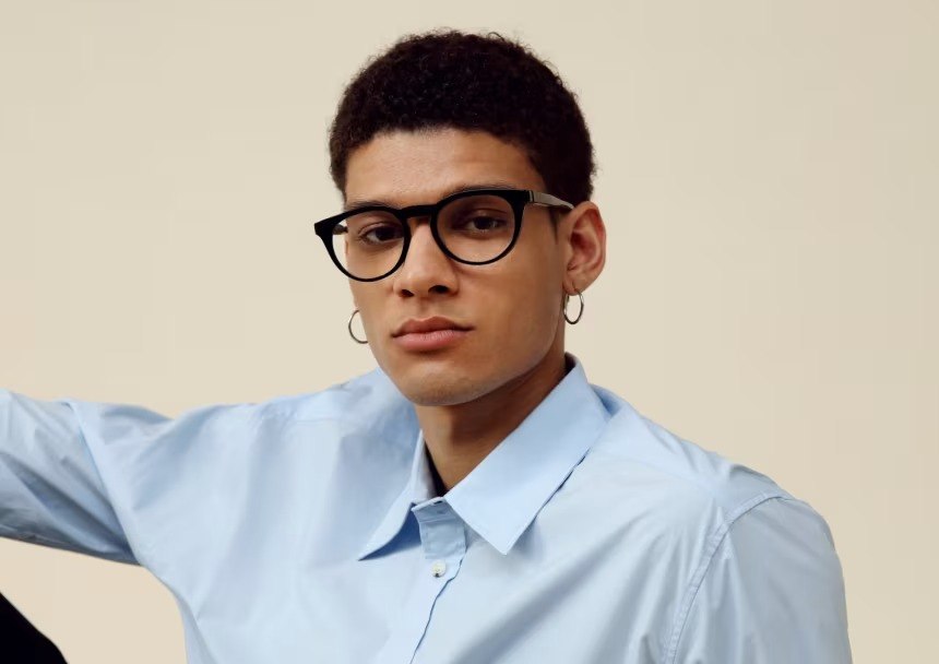 Τα γυαλιά δυναμικής εστίασης δύσκολα ξεχωρίζουν από τα συμβατικά (IXI)