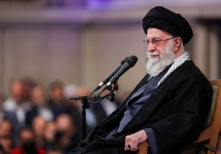 Φεύγει ο Αγιατολάχ από το Ιράν; – Ισχύουν οι φήμες;