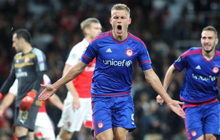 Ο (πρώτος) ήρωας του Emirates στην Ρόζενμποργκ