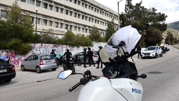 Ζωγράφου: Μεγάλη αστυνομική επιχείρηση στην Πανεπιστημιούπολη για διακίνηση ναρκωτικών – 4 συλλήψεις