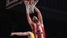 Με Μιλουτίνοφ κόντρα στη Μπαρτσελόνα ο Ολυμπιακός