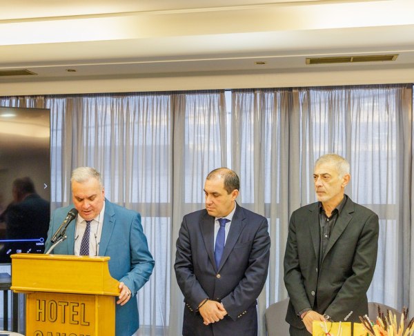 Κοντά σε συλλόγους και φορείς της πόλης ο Δήμαρχος Πειραιά