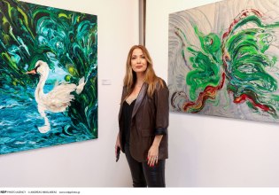 Γιώτα Τσιμπρικίδου: «Σε έναν χρόνο, έκανα εξωσωματική, απέβαλα και τώρα περιμένω κοριτσάκι»