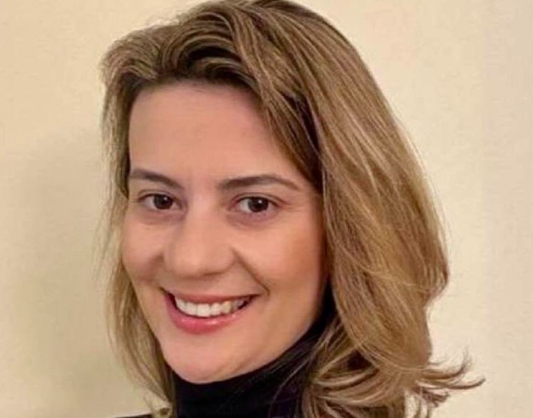 Πένθος στο ΠΑΣΟΚ: Πέθανε σε ηλικία 40 ετών η Αριστέα Καζάκου – Ανδρουλάκης: Έφυγες πρόωρα και άδικα