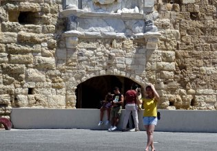 Νέο ρεκόρ στον τουρισμό της Ευρωπαϊκής Ένωσης – Η θέση της Ελλάδας (γραφήματα)