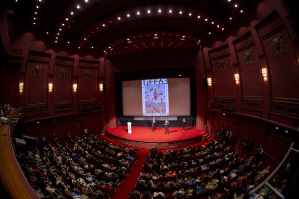 Η τεχνητή νοημοσύνη στον κινηματογράφο: Από την αναζήτηση τοποθεσιών μέχρι τη συγγραφή σεναρίων