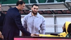 «Σενάριο» για Μάικ Τζέιμς και Ολυμπιακό για το καλοκαίρι – Τα δεδομένα