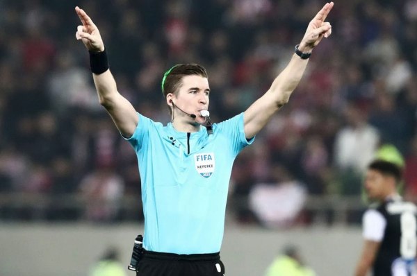 Αυτός είναι ο διαιτητής που όρισε η UEFA στο Άγιαξ – Ολυμπιακός