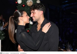 Σάκης Κατσούλης – Μαριαλένα Ρουμελιώτη: Ανέβηκαν τα σκαλιά της εκκλησίας πριν γίνουν γονείς