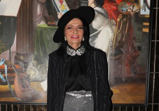 Ζωζώ Σαπουντζάκη: Στο νοσοκομείο η ηθοποιός – ποια η κατάσταση της υγείας της