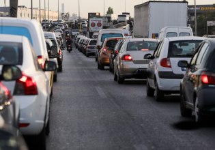 Κίνηση στους δρόμους: Μποτιλιάρισμα στον Κηφισό – Πού εντοπίζονται τα μεγαλύτερα προβλήματα