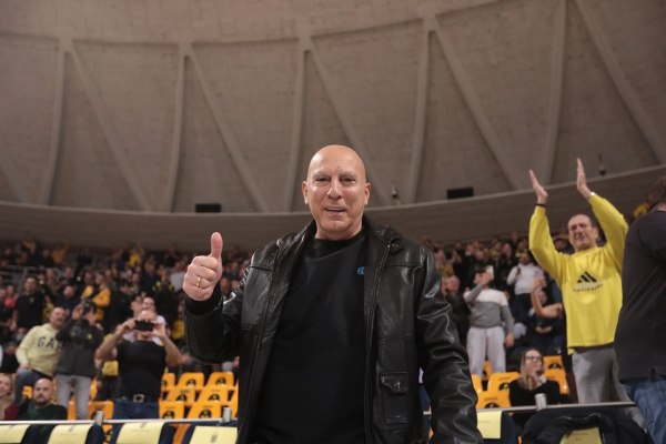 Ο Νίκος Γκάλης συνεχάρη την Εθνική πόλο για το χάλκινο μετάλλιο