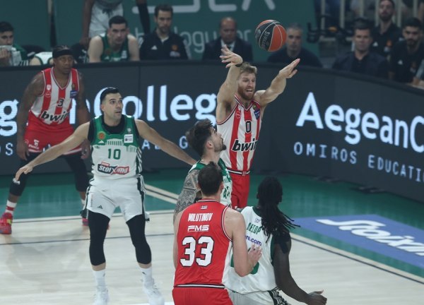 Γουόκαπ ενόψει Παναθηναϊκού: «Μου αρέσει να παίζω στο ΟΑΚΑ, νόμιζα ότι θα πεθάνω εκεί την πρώτη φορά»