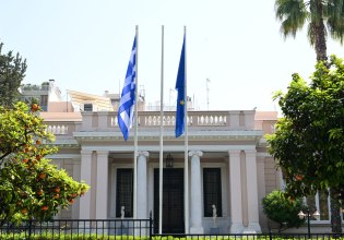 Μαξίμου: Ο άλυτος γρίφος των αγροτών και οι δυο εισηγήσεις