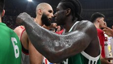 Από τον Φουρνιέ μέχρι τον Ναν: Τα κομβικά συμβόλαια που ανανέωσαν Ολυμπιακός και Παναθηναϊκός το 2025