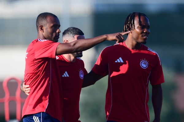 Βασικοί στο Νιγηρία – Μαρόκο οι Ελ Κααμπί και Ονιεμαέτσι