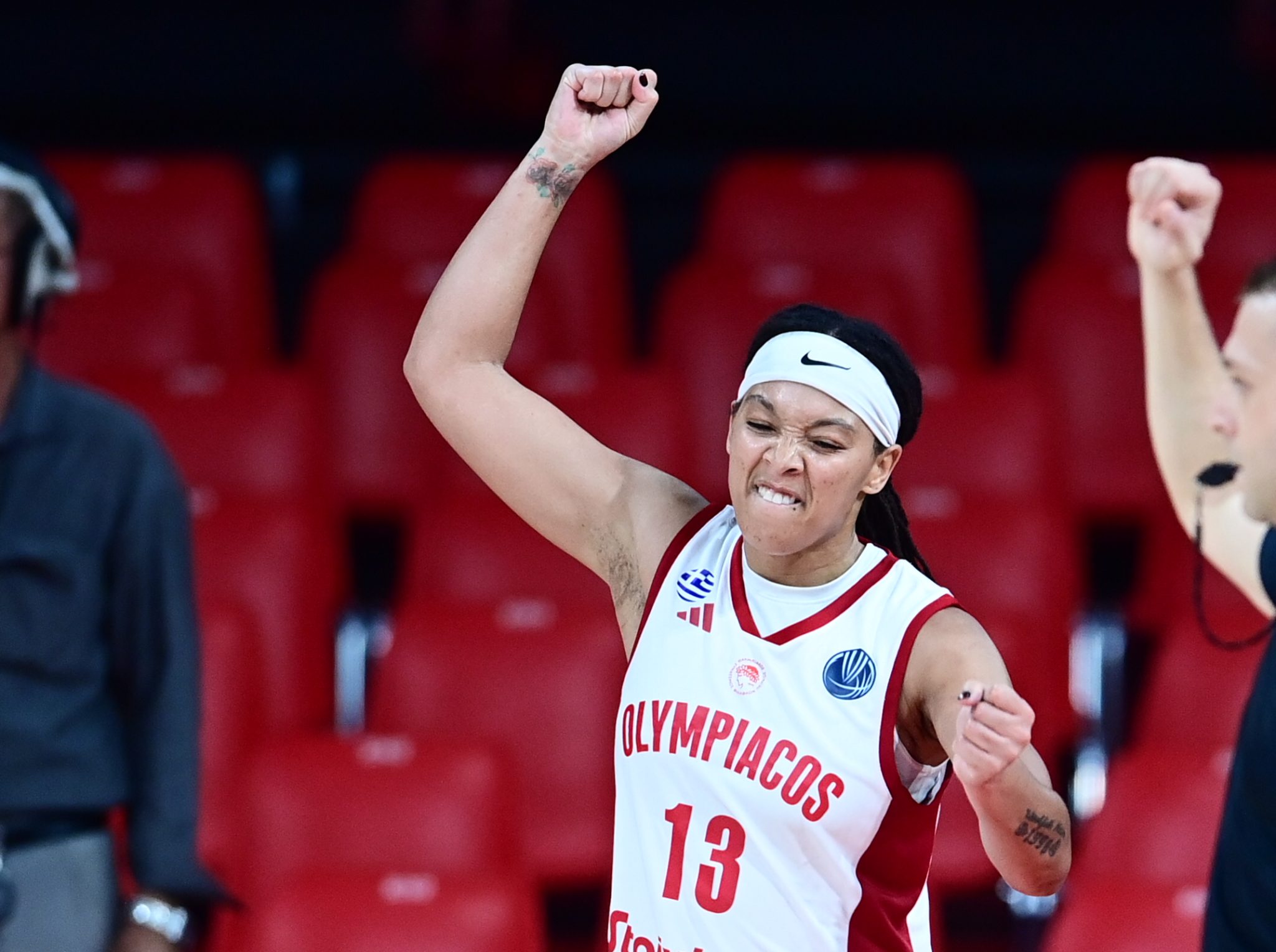 Εστουδιάντες – Ολυμπιακός 85-86: Μεγάλη νίκη στην Ισπανία με buzzer-beater της Γούλφολκ