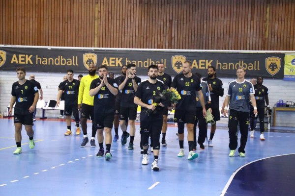 Αποχωρήσεις από το τμήμα χάντμπολ της ΑΕΚ: Μετά τον προπονητή, φεύγουν και παίκτες